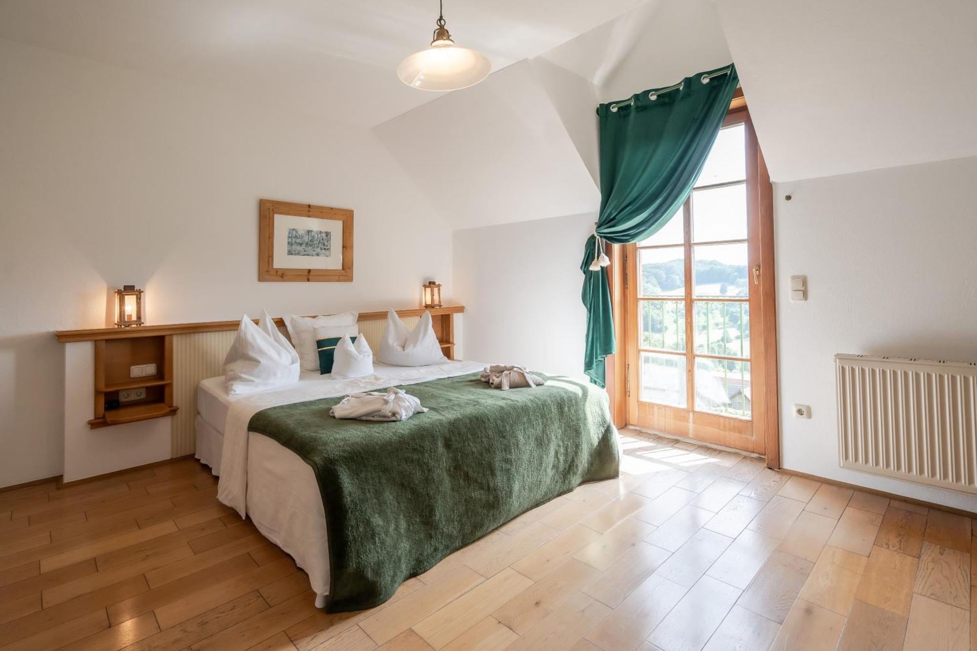 Hotel Roemerstein Fürstenfeld Zewnętrze zdjęcie