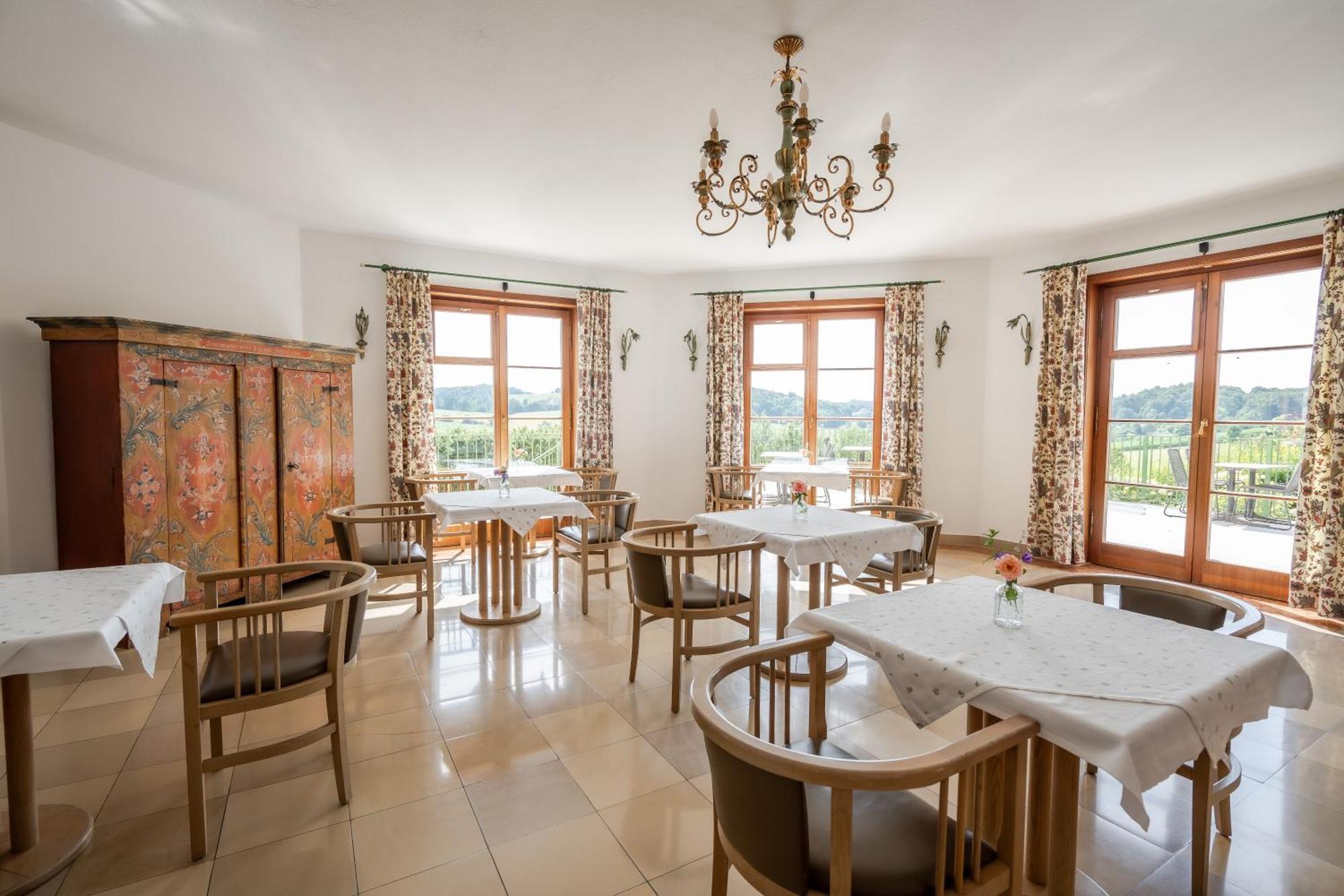 Hotel Roemerstein Fürstenfeld Zewnętrze zdjęcie